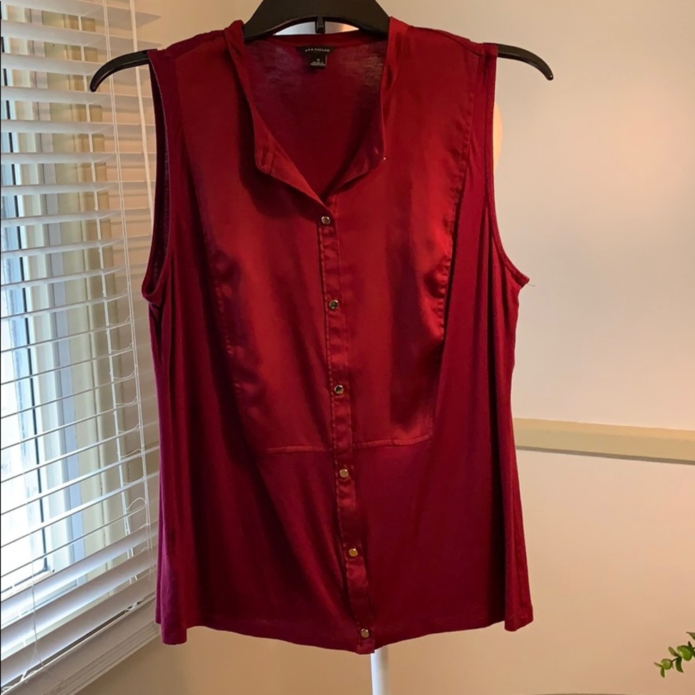 ANN TAYLOR SLEEVELESS MIXED MEDIA BUTTON UP BLOUSE - Picture 3 of 8